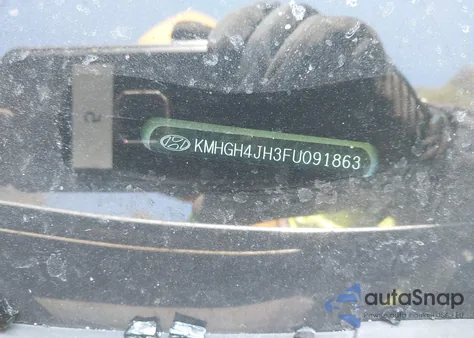 2015 Hyundai Equus Signature z USA, uszkodzony, nr VIN KMHGH4JH3FU091863